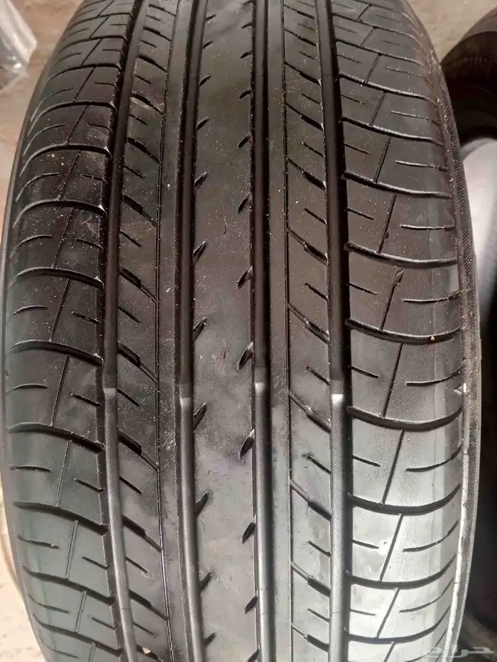 215 55 17 طقم كفرات يوكوهاما 6