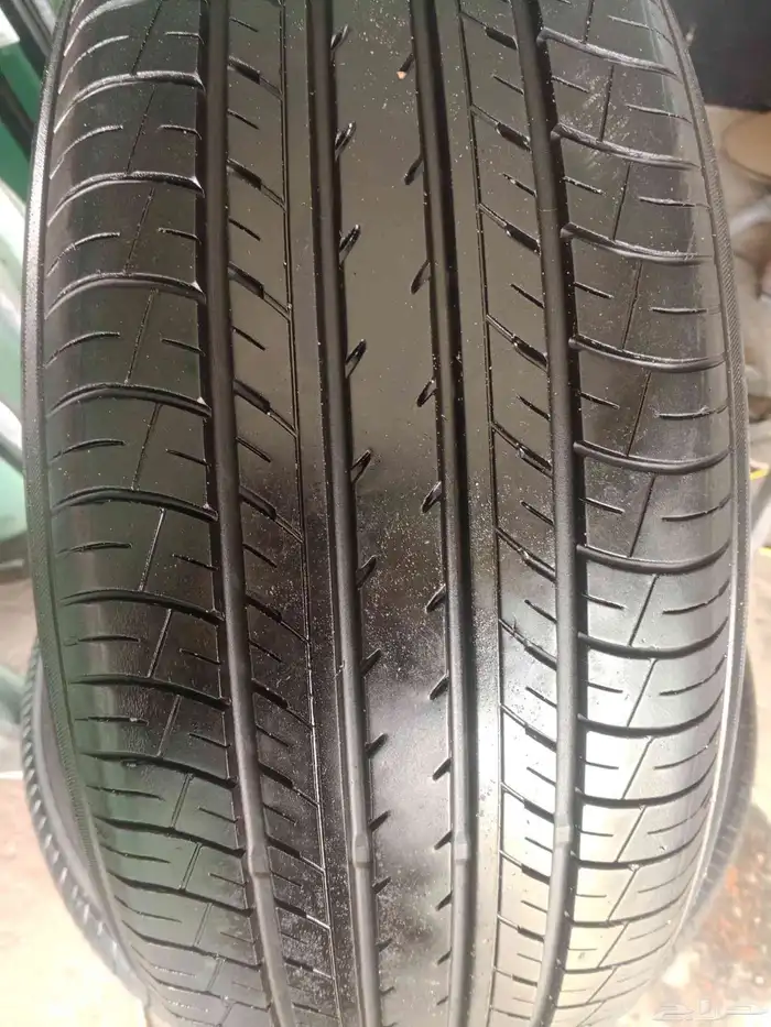 215 55 17 طقم كفرات يوكوهاما 0