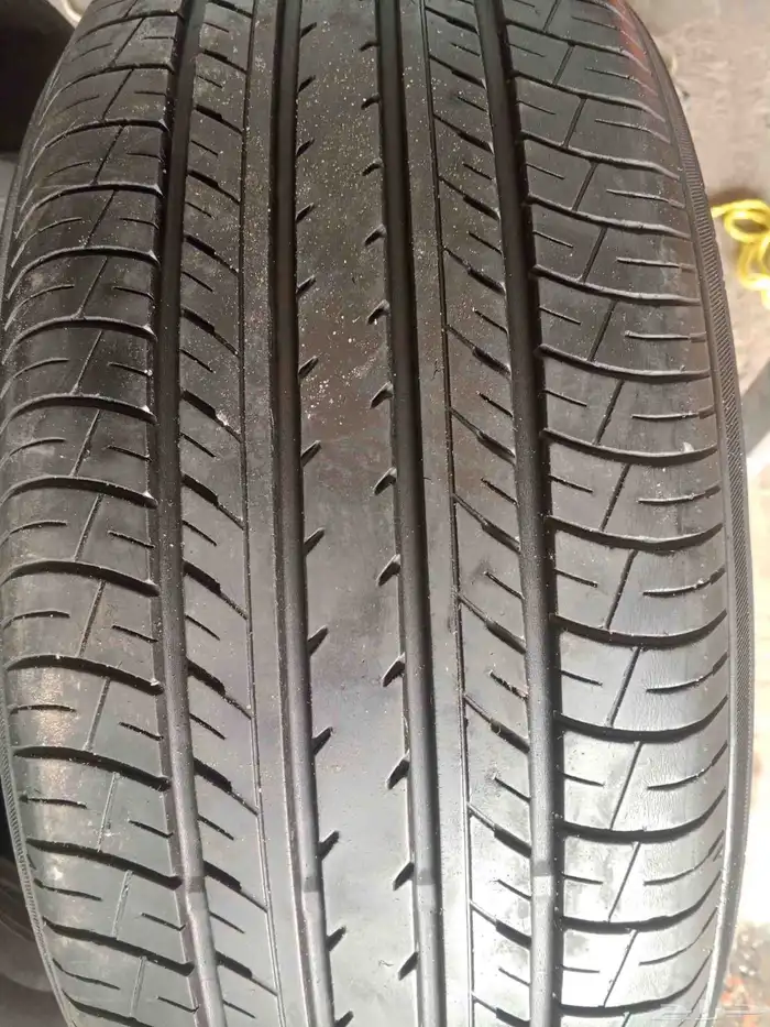215 55 17 طقم كفرات يوكوهاما 7