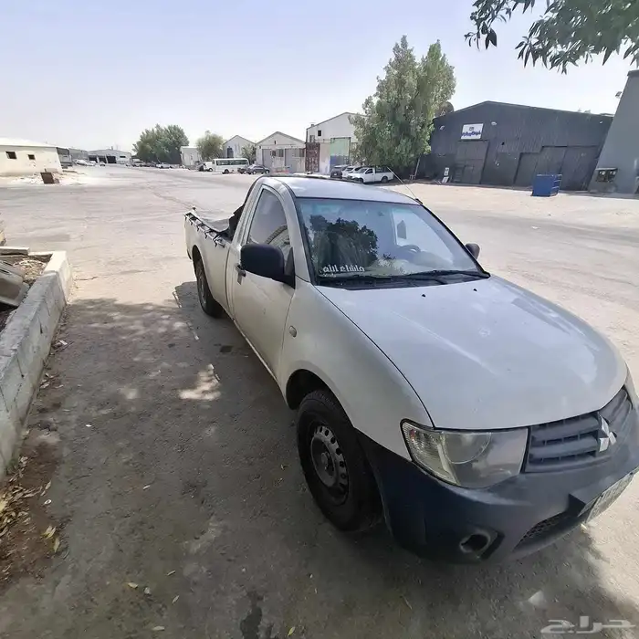 متسوبيشي L200 مديل2015 نظيف (ديزل) 1