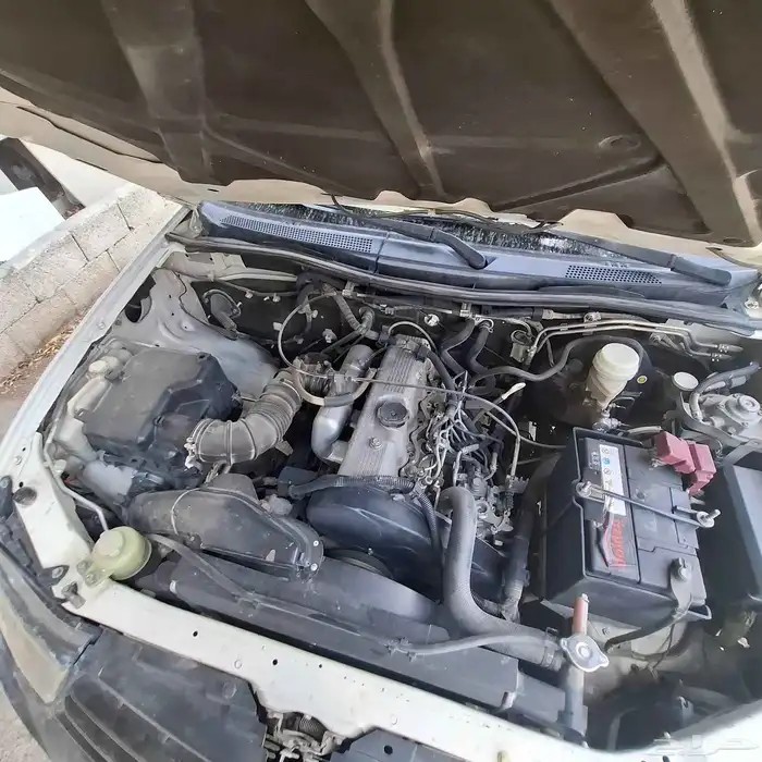 متسوبيشي L200 مديل2015 نظيف (ديزل) 5