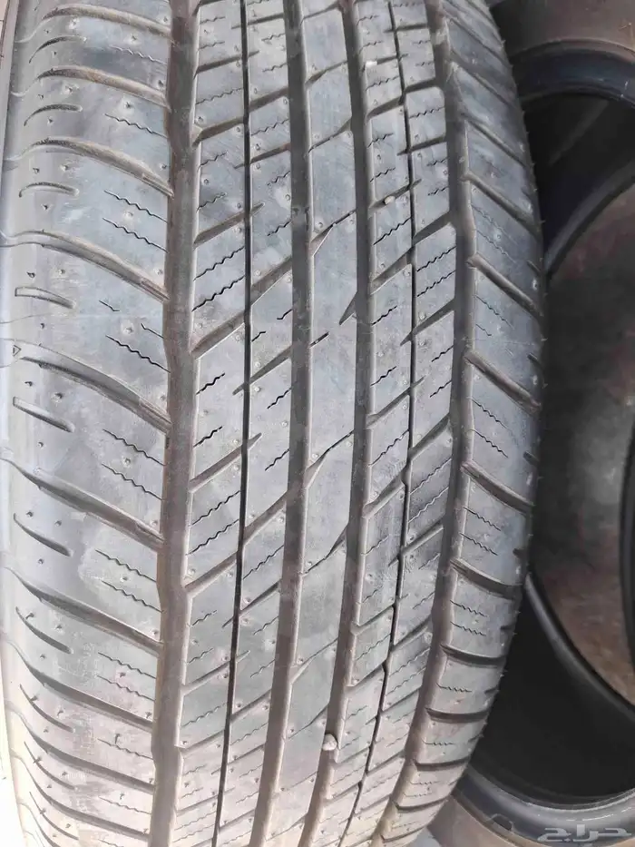 يتوفر لدينا كفرات دنلوب 265 70 18 0