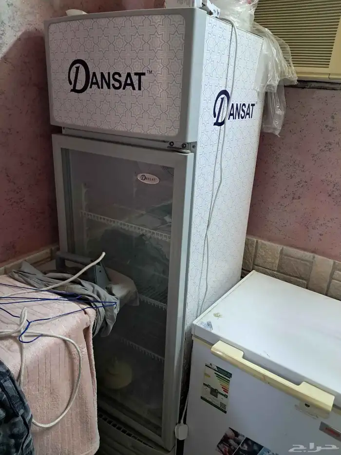 شفاط مطبخ مع التوصيله الخارجيه وثلاجه ثلا رفوف 2