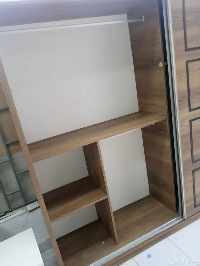 دولاب مستخدم نظيف 2