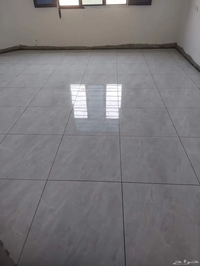 معلم بلاط بجميع انوعها اتصل نصل باقرب وقت رقم جول93 05560659 0