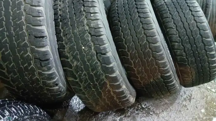 كفرات دلوب يابني اصلي مقاس 17   65   275 مستخدم نظيف 2