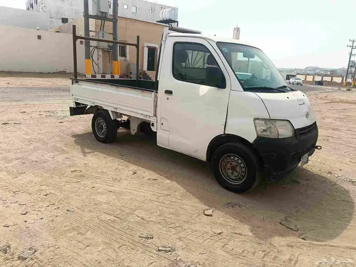 دباب ديهاتسو للايجار الشهري 2013 1