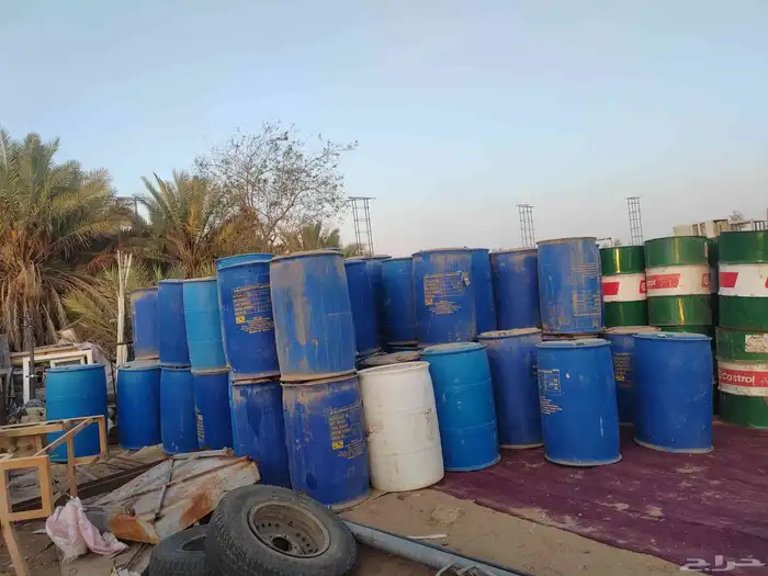 براميل بلاستيك للبيع السعر النهائي 40ريال للبرميل الواحد 0
