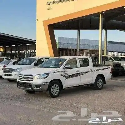 تويوتا هايلوكس 2025 GL ديزل القسط 1150 1