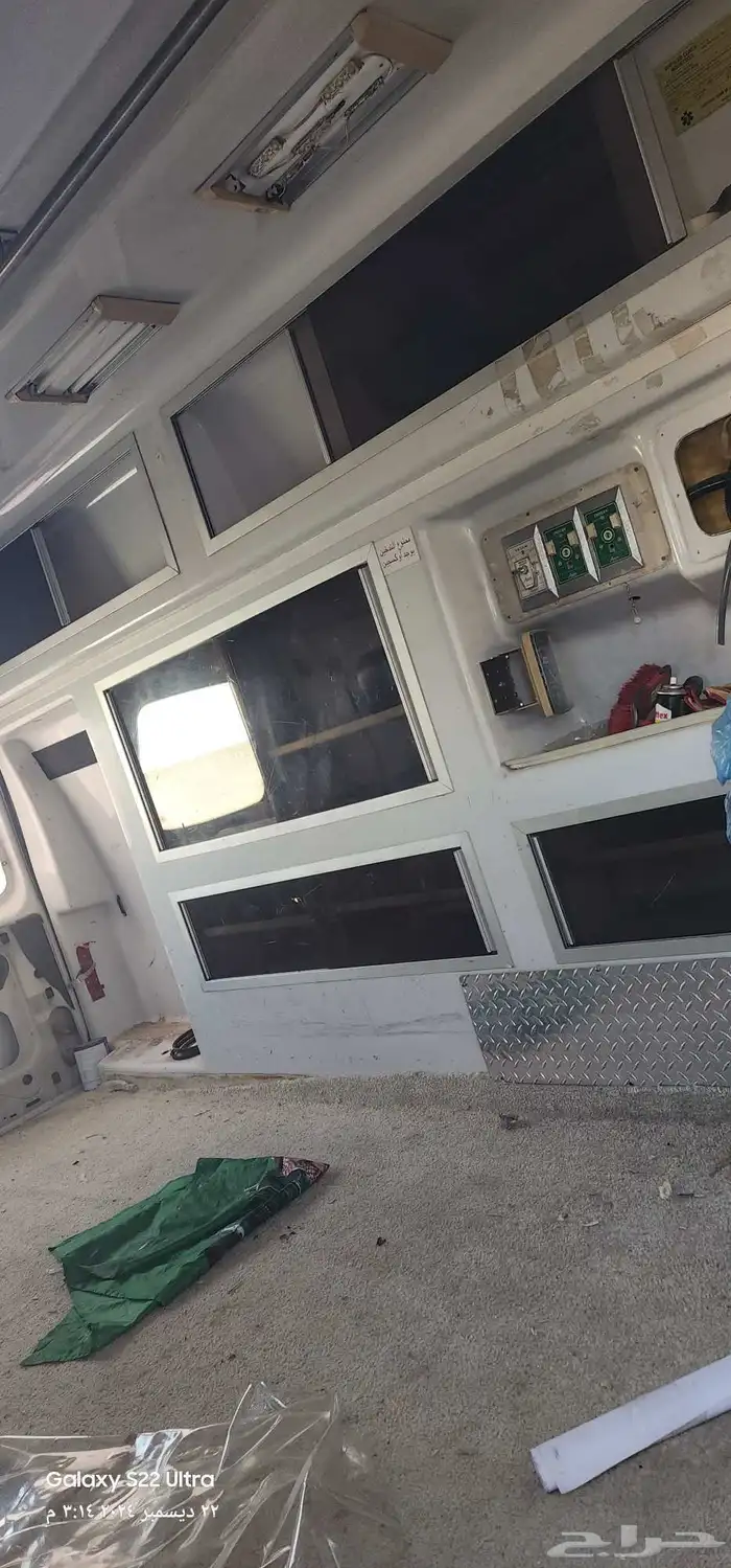فورد E350 ديزل مديل 2003 مكينه عاديه وليس كهرب ممشى 142 الف 5