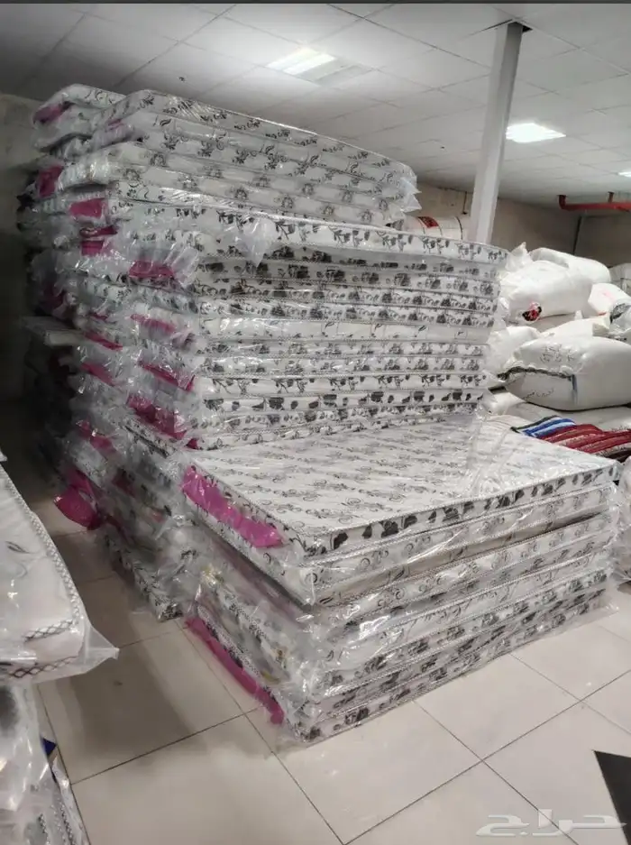 سرير دواايب غرفه نوم حسب الطلب لحاف 7