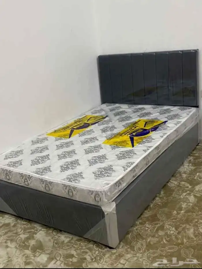 سرير نفر واحد سرير نفر نص سرير نفرين دولاب ملابس تسريحه كو م 4