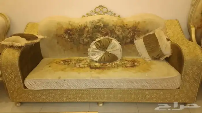 كنب يسع 11 شخص 3 كنبات ثلاثه أشخاص و2 كرسي مفرد البيع مستعجل 0
