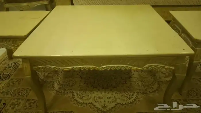 كنب يسع 11 شخص 3 كنبات ثلاثه أشخاص و2 كرسي مفرد البيع مستعجل 2