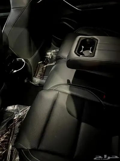 للتنازل ام جي 1 SUV 2024 اسود ملكي نص فل 10
