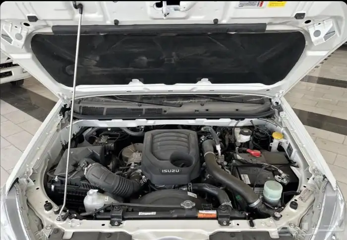 ايسوزو ديماكس غماره جوانب 2025 6