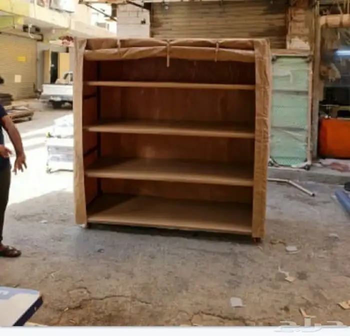 يتوفر لدينا دواليب مترين في مترين 4 رفوف او ثلاثه رفوف ا الج 4