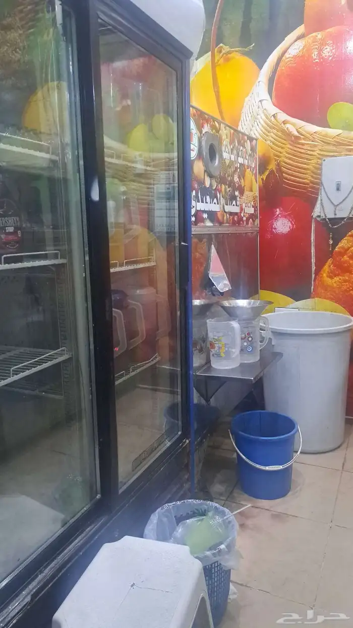 عصيرات للتقبيل او بيع العده كامل 1