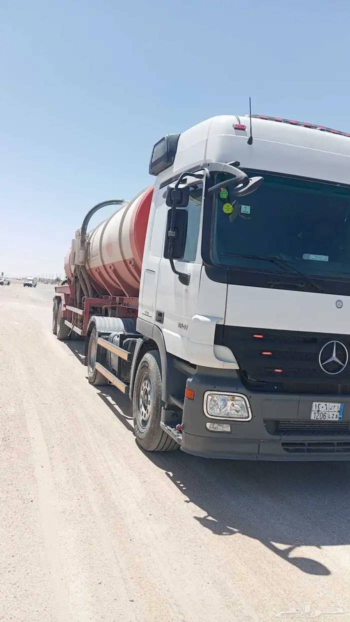 شفط وتنظيف وتسليك البيارت 0