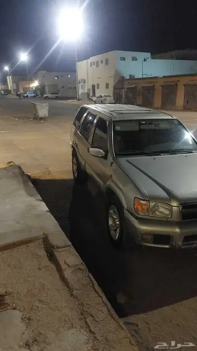 جيب نيسان بفاندر 2002 1