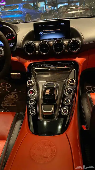 Mercedes AMG GT 8