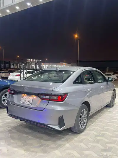 تويوتا يارس موديل 2023 2