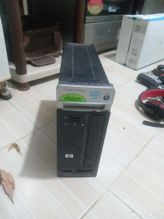 رسيفرات وسمعات وكمبيوتر وطابعه وشواحن 4