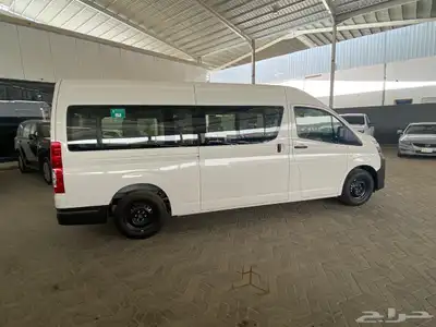 باص تويوتا هايس 13راكب بنزين بريمي 2025 6