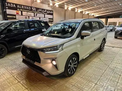 تويوتا فيلوز GLX 7