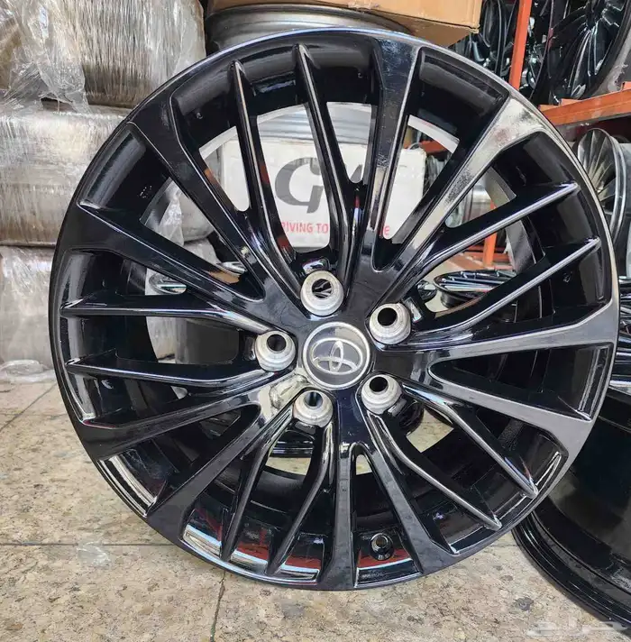 جنوط كامري هايبرد اصلي وكاله مقاس 18 موديل 2024 1