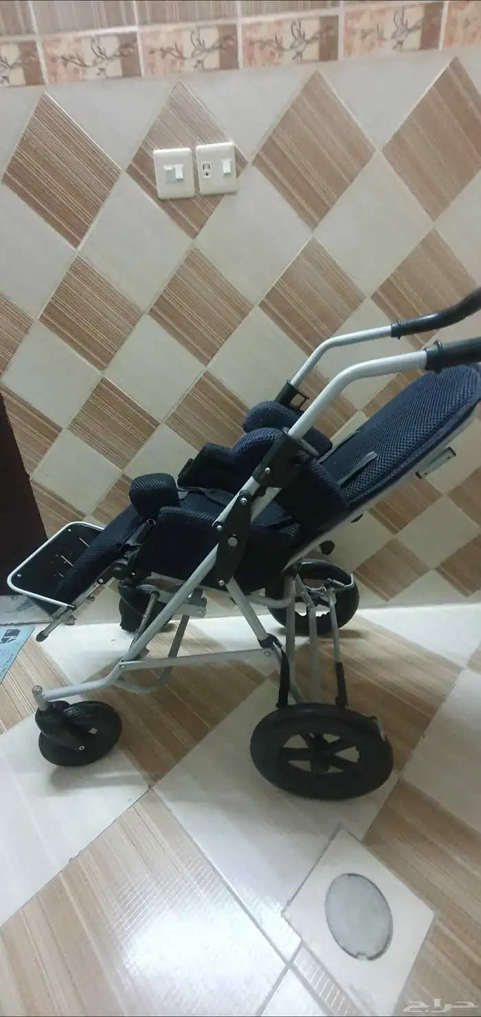 للبيع عربة معاقين 0