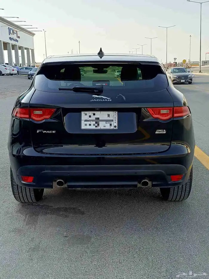 جاكوار F pace موديل 2020 3