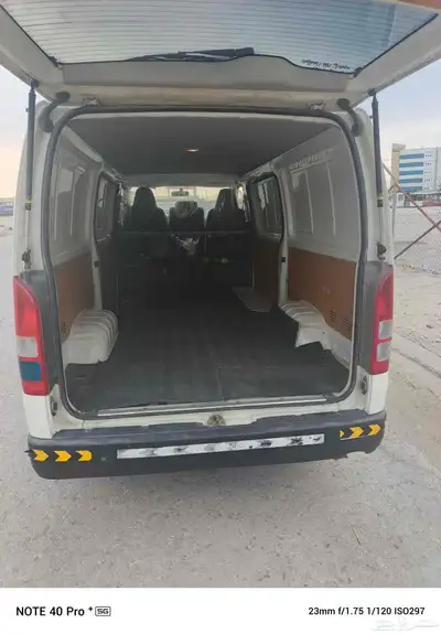 Toyota hiace for rent with driver available اليجار 1