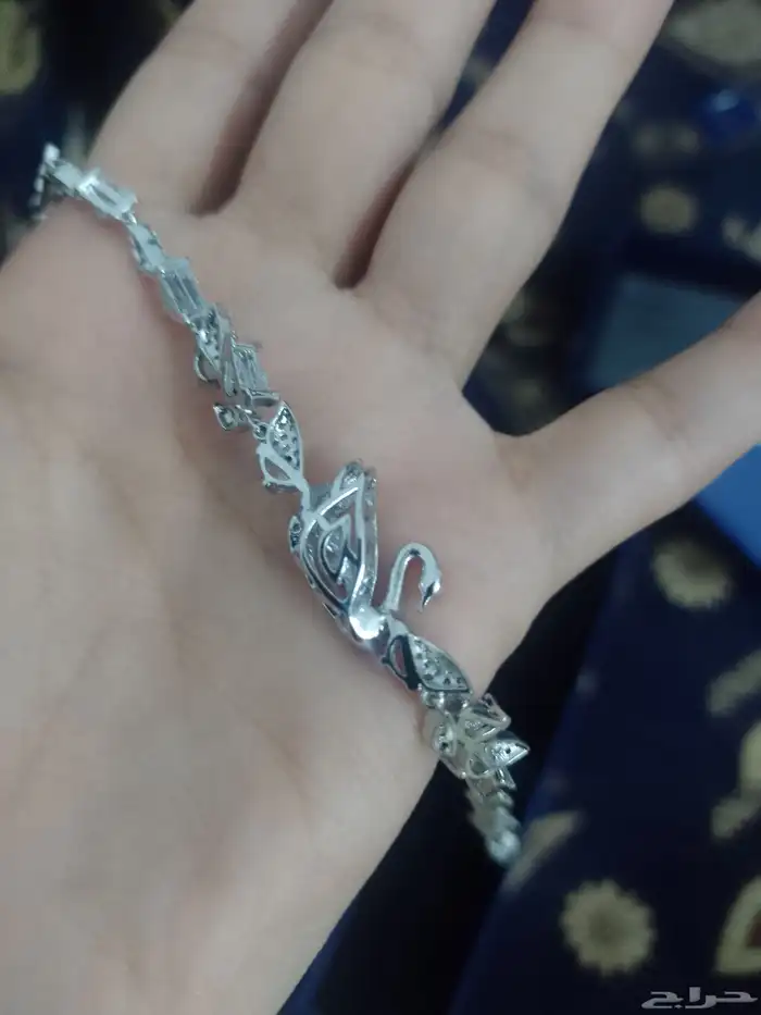 اساور وقلائد سواروفسكي 2