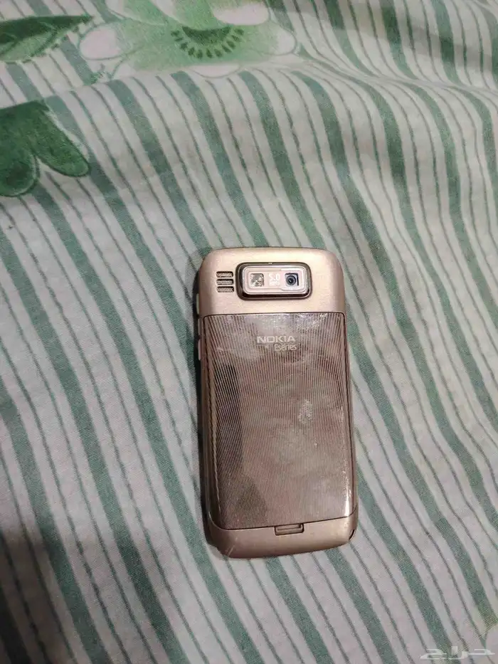 قديمك نديمك نوكيا E72 للبيع 1