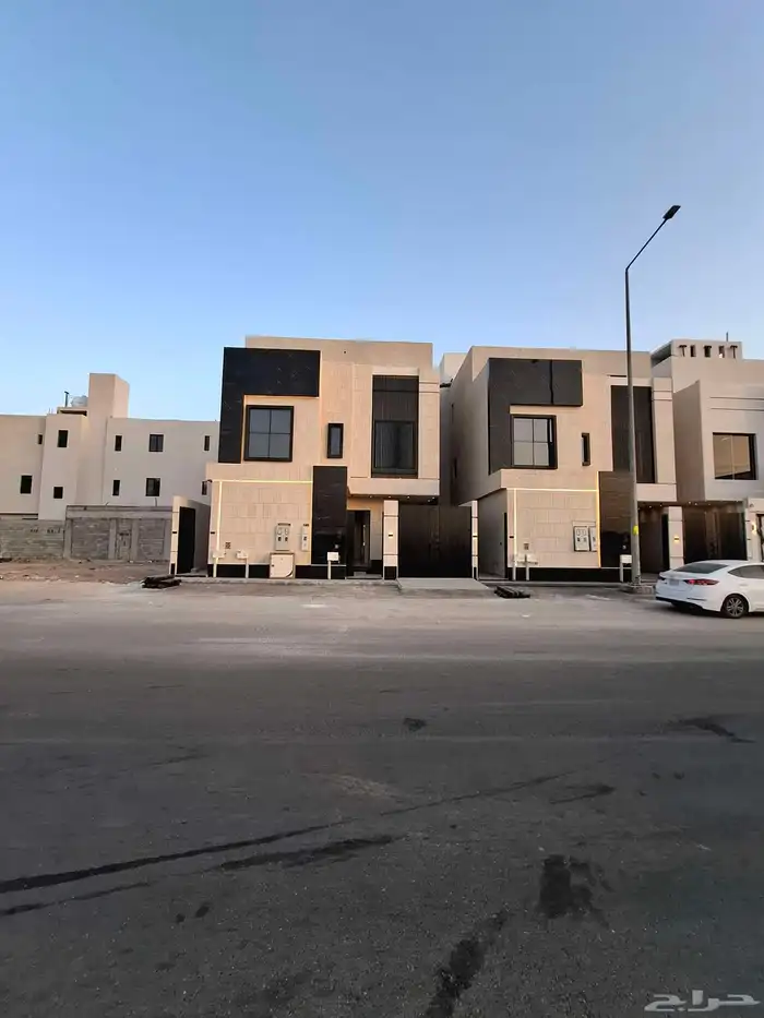 دور ارضي للبيع بحي الرمال 0