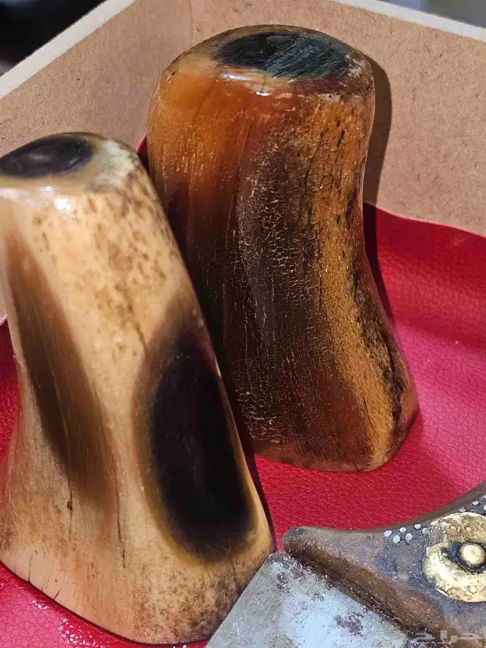 مقابض زراف خام للجنابي والخنجر 0