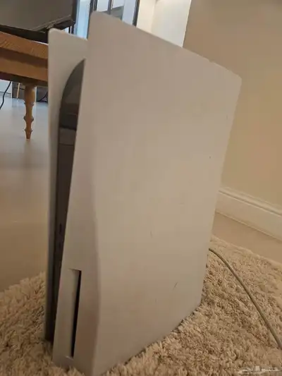 سوني 5 (1تيرا ) CDنظيف للبيع 0