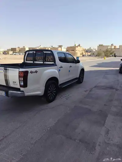 للبيع ايسوزو ديماكس موديل 2020 0