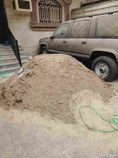 قلاب بطحاء اسمنت بلك اسود طوب عتب 2