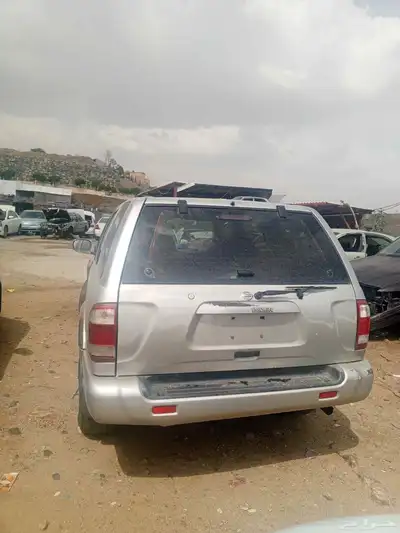 قطع تشليح نيسان بات فندر 2003 3