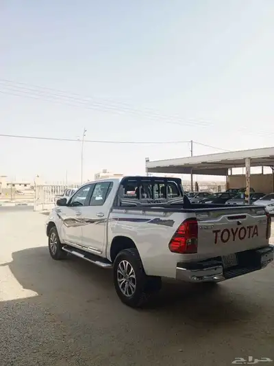 تويوتا هايلوكس 2