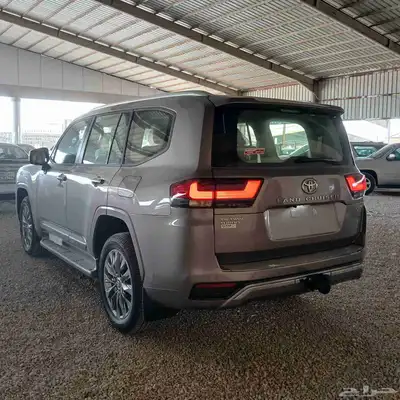 تويوتا GXR 2024 ديزل L3 عبداللطيف جميل بطاقه جمركية 5