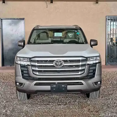 تويوتا GXR 2024 ديزل L3 عبداللطيف جميل بطاقه جمركية 0