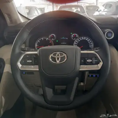 تويوتا GXR 2024 ديزل L3 عبداللطيف جميل بطاقه جمركية 15