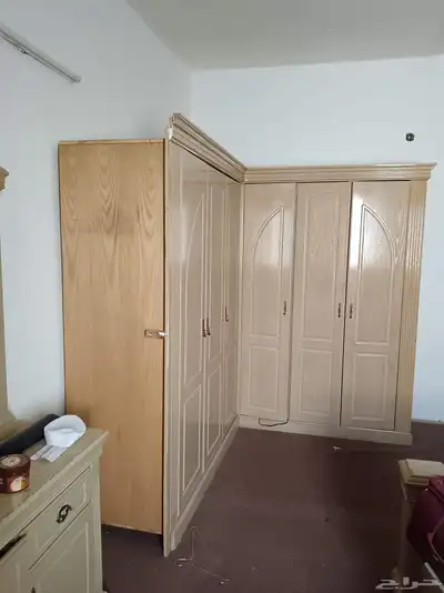 للبيع للأعلى سوم غرفه نوم كامله بي الفرش الأرضي 1