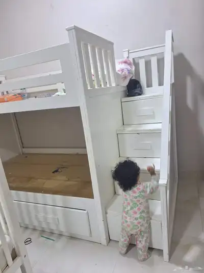 للبيع سرير 1