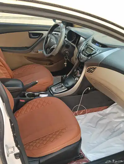 HYUNDAI ELANTRA 2013 8