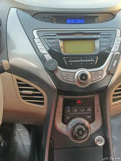 HYUNDAI ELANTRA 2013 5