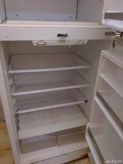 ثلاجه جيبسون ...خط 110 تحتاج فريون 50 5